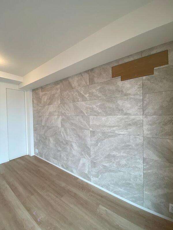 リビングにマジェスティックストレートのアイボリー